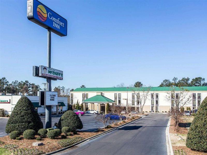 Comfort Inn Laurinburg Exterior foto